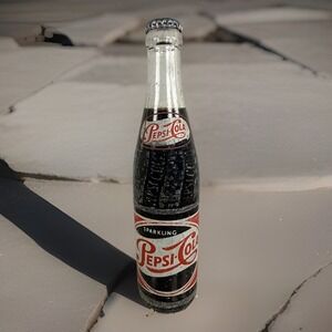 1950's VINTAGE PEPSI BOTTLE----SPARKLING----12 OUNCE----- FULL---Louisville, KY